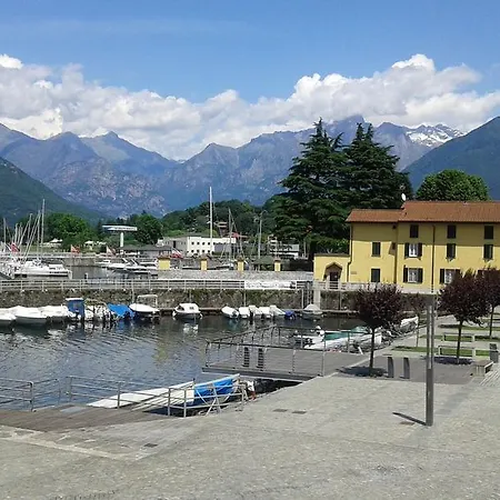 Bella Piazza Apartament Colico